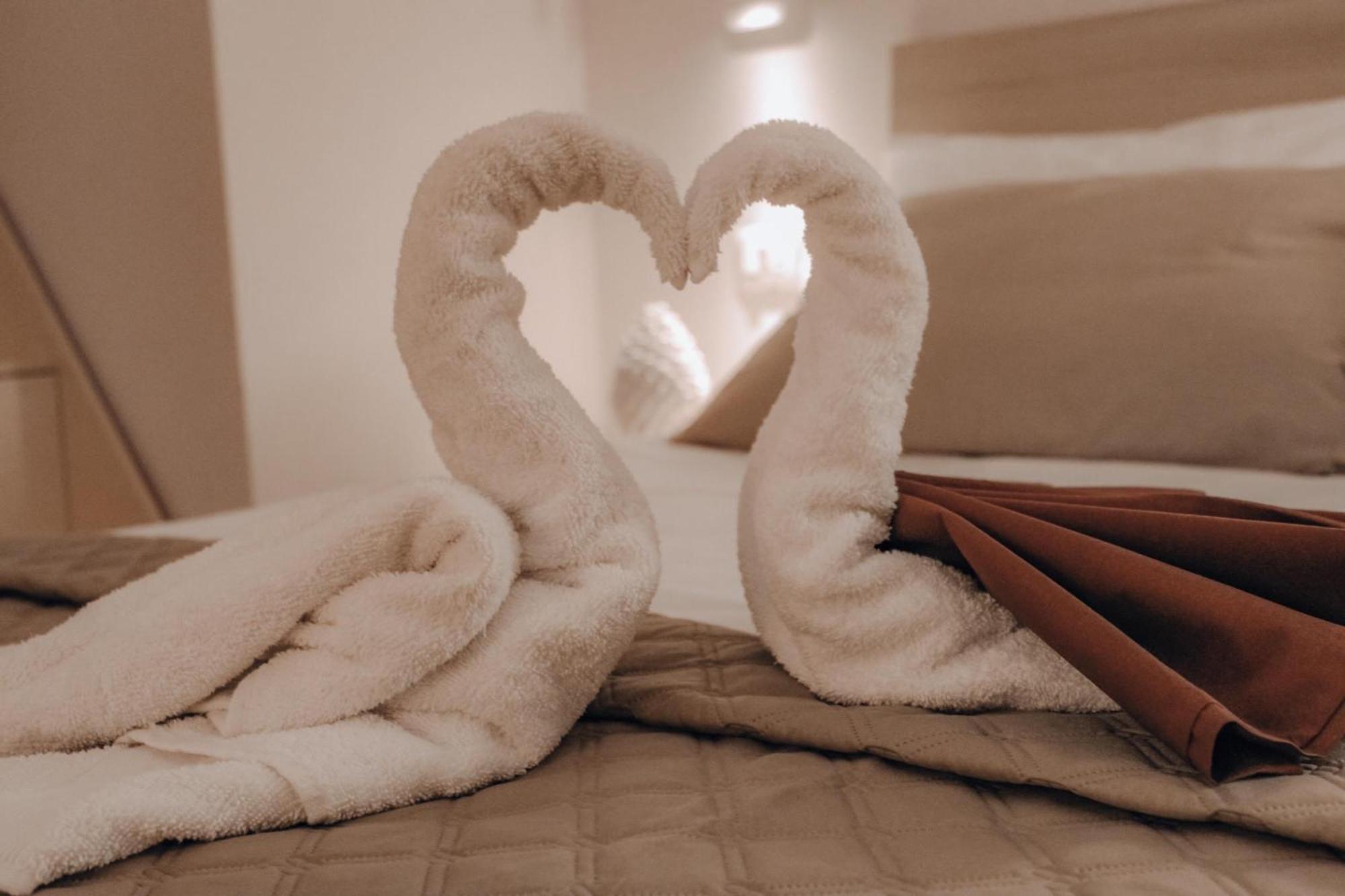 Vicoletto Fiorito Hotel ปอร์โต เอมเปโดเกล ภายนอก รูปภาพ