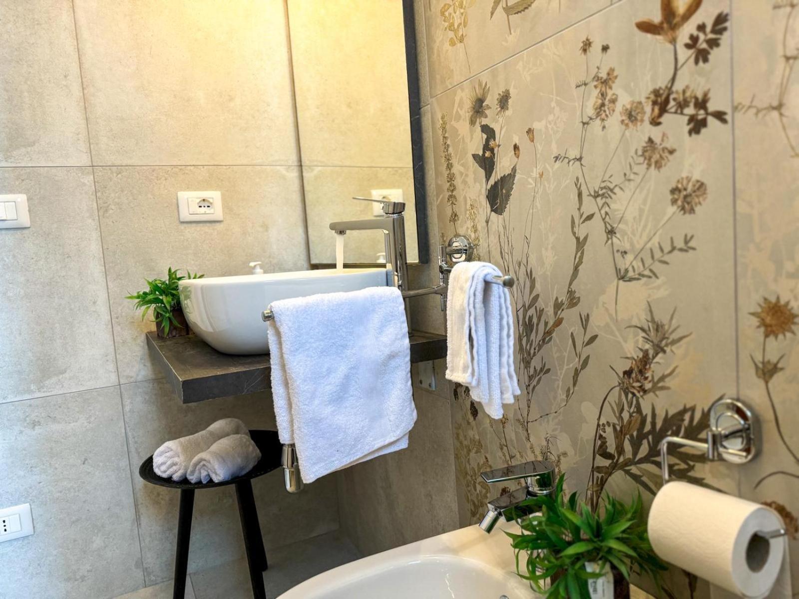 Vicoletto Fiorito Hotel ปอร์โต เอมเปโดเกล ภายนอก รูปภาพ